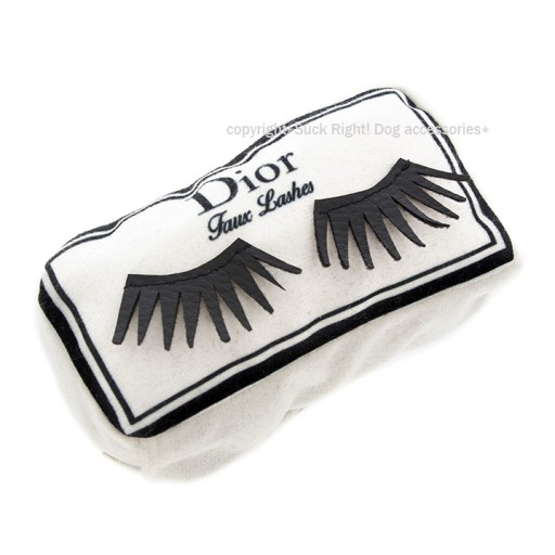 Dior lashes toy